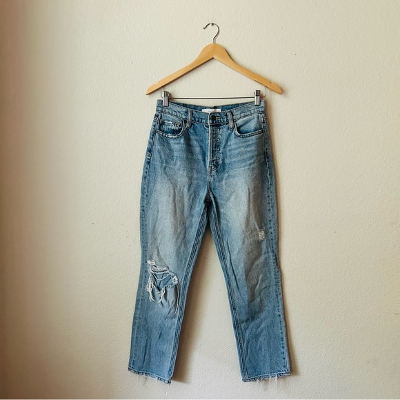 Hidden Denim Zoey High-Rise Distressed Mom Jean Light Wash Size 26 - Picture 1 of 9